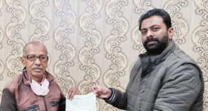 Samvedna Society Chairman Keshav Chopra Distributed Domicile Certificates to the Locals.