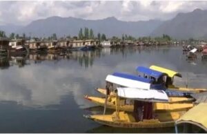 A new policy that permits houseboats in Jammu and Kashmir to undergo renovation has become a ray of hope for the tourism industry in the region.