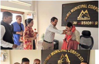 BJP OBC Morcha Felicitates Municipal Commissioner Avni Lavassa