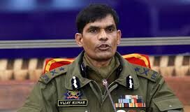 IGP Kashmir congratulates Srinagar police for busting hybrid militant module in City