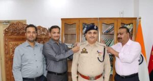 DGP JK decorates DySP rank to Shri Shashi Kumar