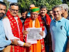 Baru submits memorandum to Union Minister Arjun Ram Meghwal demanding reconstruction of Maharaja historical Gol Mahal by removing illegitimate possession.