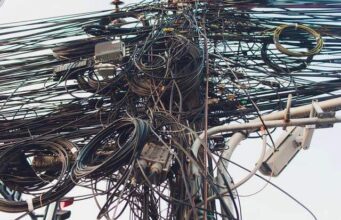 Remove haphazardly put wires, cables within 15 days: SMC to telecom services, cable operators