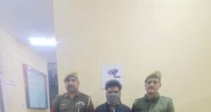 JAMMU 𝗣𝗢𝗟𝗜𝗖𝗘 𝗧𝗜𝗚𝗛𝗧𝗘𝗡 𝗡𝗢𝗢𝗦𝗘 𝗢𝗡 𝗗𝗥𝗨𝗚 𝗣𝗘𝗗𝗗𝗟𝗘𝗥𝗦: 𝗙𝗜𝗥 𝗥𝗘𝗚𝗜𝗦𝗧𝗘𝗥𝗘𝗗, 𝟬1 𝗗𝗥𝗨𝗚 𝗣𝗘𝗗𝗗𝗟𝗘𝗥 𝗔𝗥𝗥𝗘𝗦𝗧𝗘𝗗, 12 𝗚𝗠 𝗛𝗘𝗥𝗢𝗜𝗡 𝗥𝗘𝗖𝗢𝗩𝗘𝗥𝗘𝗗 UNDER OPERATION SANJEEVANI