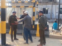 November 30, 2024: *DIG JSK RANGE SHIV KUMAR SHARMA IPS VISITED DIFFERENT RING ROAD LOCATIONS OF JAMMU , SAMBA DISTRICT.* Today on 30.11.2024 The Dy. Inspector General of Police (DIG) of Jammu-Samba-Kathua Range (JSK) Range, Sh. Shiv Kumar Sharma-IPS visited different Ring Road Locations of district Jammu i.e Vijaypur, Sikandarpur kothey,